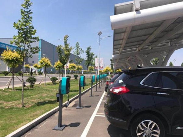 車樁比要從2.5:1提到1:1，國常會力挺的這個市場或?qū)⑻舸罅? />
						</div>
					</div>
					<div   id=